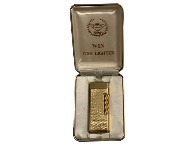 Autre Marque Gold Plate Lighter Gold hardware