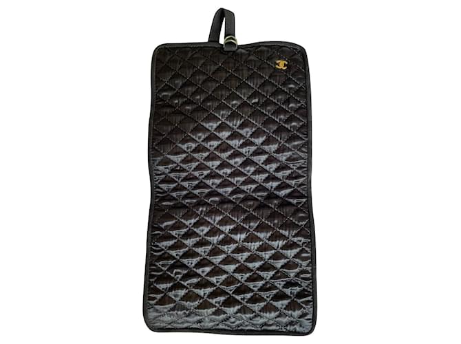 Autre Marque Bejewelled clutch bag Black Cloth  ref.361775