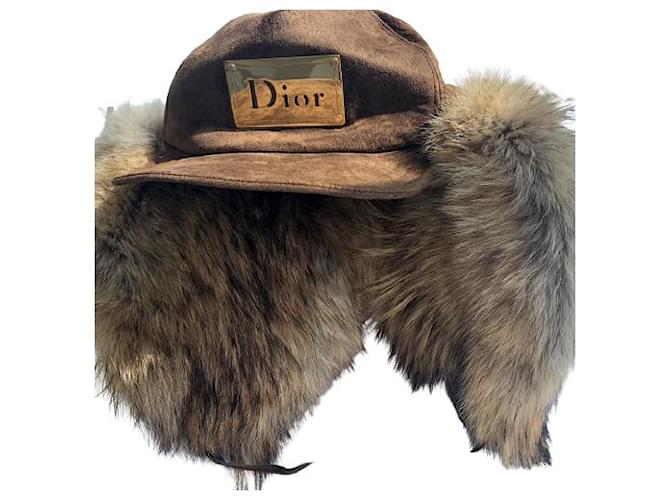 Christian Dior Dior Galliano Spring 2002 Street Chic cap Christian coyote fur winter hat Brown Leather  ref.361911