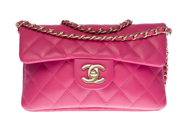 Wallet On Chain Carteira Chanel linda bolsa de ombro com corrente (WOC) em couro rosa acolchoado, guarnição de metal champanhe  ref.362731