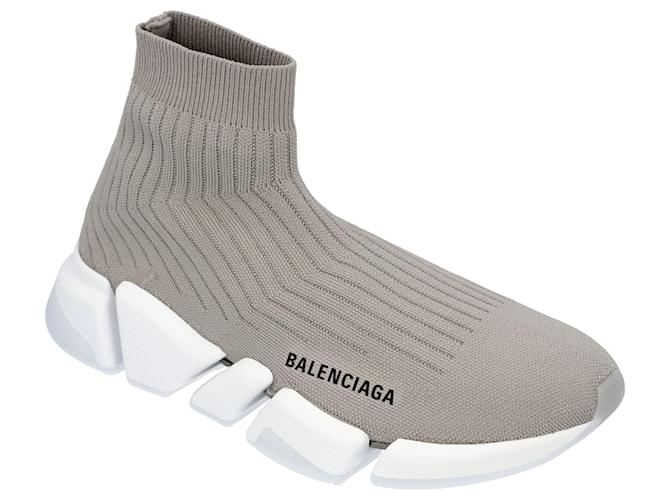 Balenciaga Speed Femme 2.0 Sneaker en gris avec semelle blanche Polyester  ref.362761