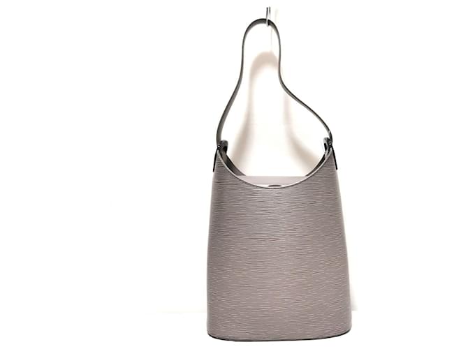 louis vuitton verseau