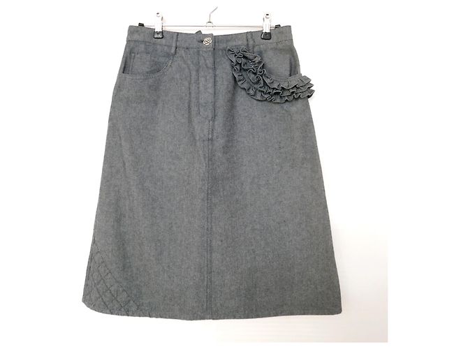 Cruzeiro Chanel 2002 Saia jeans com babado e arco
