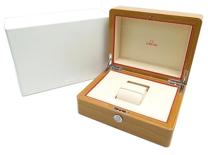 NEW RARE BOX FOR OMEGA SEAMASTER SPEEDMASTER WOOD VARNISHED WATCH BOX Brown  ref.365199