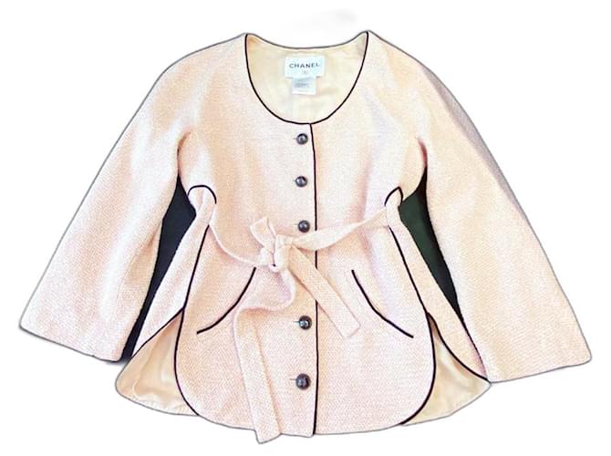 Chanel Famosa giacca di tweed con cintura Rosa  ref.367048