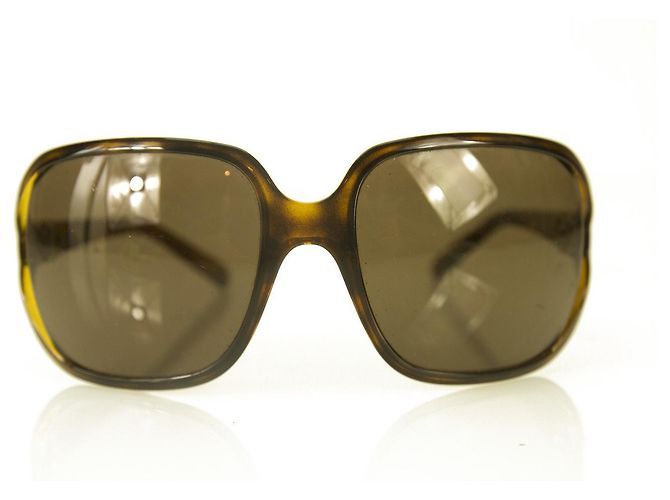 Dolce & Gabbana D&G Tortoise Brown Oversize Óculos de sol com. Cristais na caixa Marrom