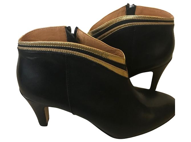 Petite Mendigote Botas pretas e douradas Preto Dourado