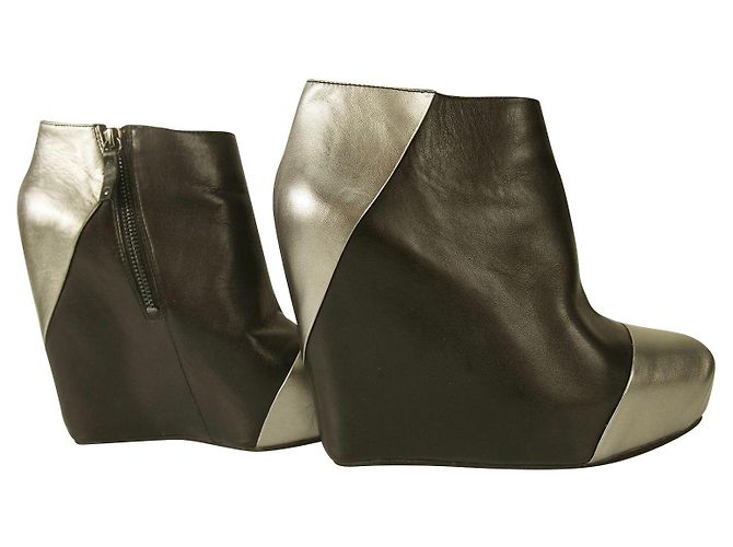 Sapatinhos Botas Pierre Balmain Couro Preto e Silver Wedge Plataforma Ankle Booties 40 Hardware prateado