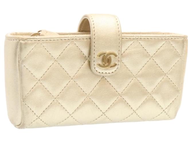 CHANEL Lamb Skin Matelasse Pouch Champagne Gold CC Auth 24187 Golden Cloth  ref.368384