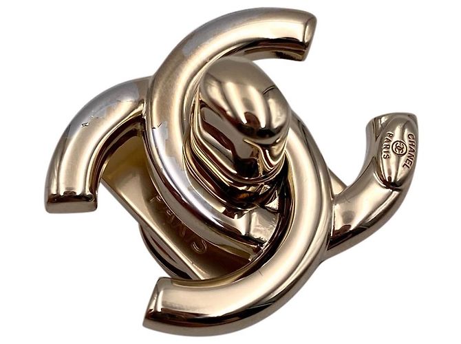 CHANEL chiusura CC turnlock light gold D'oro