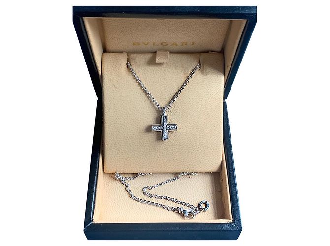 Bulgari Croce Greca con collana