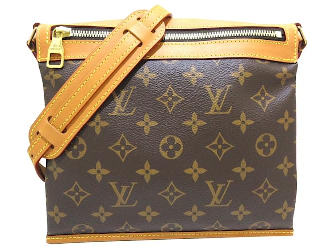 Louis Vuitton Brown Monogram Saumur Messenger PM Marrom Couro Lona  ref.372257