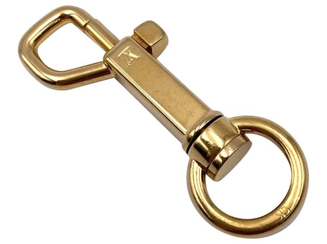 Louis Vuitton gold hook carabiner Golden Steel ref.372640 - Joli Closet