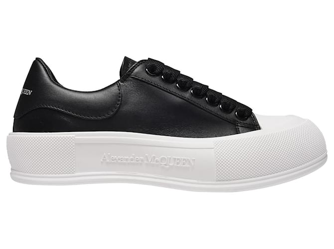 Alexander Mcqueen Deck Sneakers in Black Leather  ref.373662