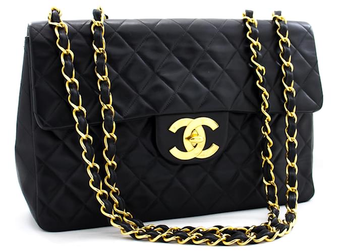 Chanel Jumbo 13"Maxi 2.55 Flap Chain Shoulder Bag Preto Cordeiro Couro  ref.375136
