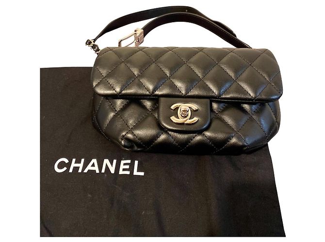 Girl Chanel Uniform 21S Schwarz Silber Hardware