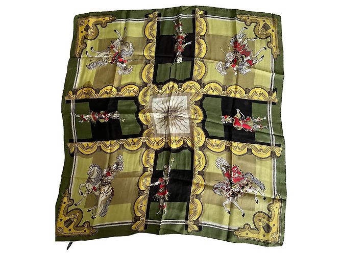 Autre Marque Seidentuch Carousel of the Sun 80x80