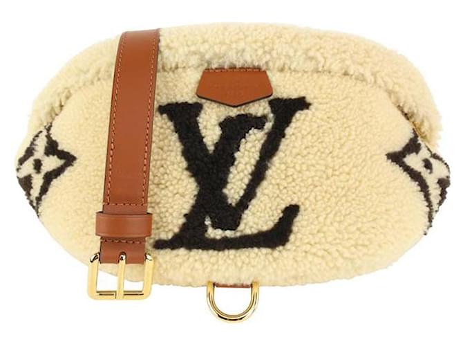 Louis Vuitton Marsupio LV Taigarama bianco Pelle ref.233246 - Joli Closet