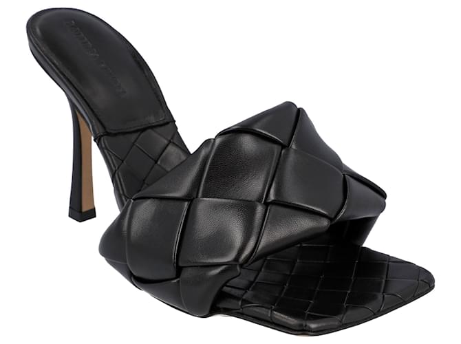 Bottega Veneta Lido sandals in black Intrecciato leather ref