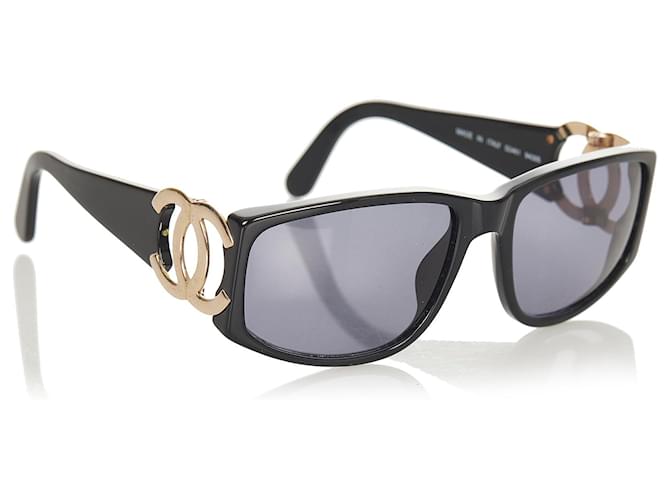 Chanel Black CC Square Tinted Sunglasses Plastic ref.380176 - Joli Closet