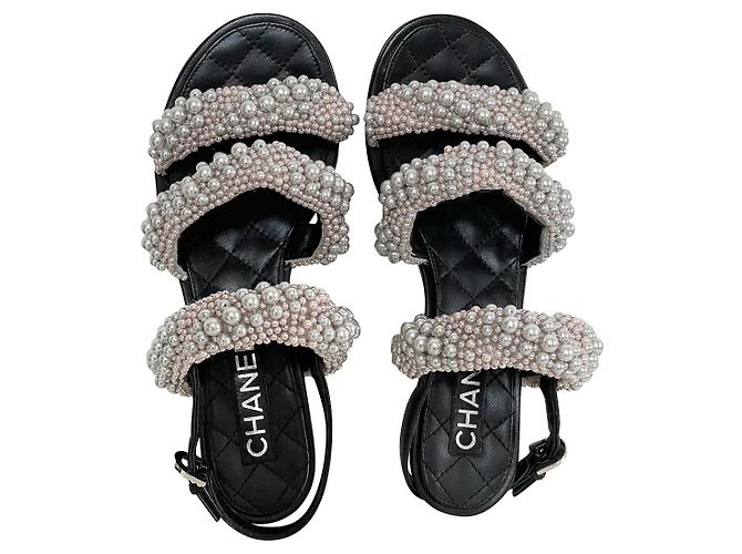 Décolleté Chanel in pelle nera 37.5 Nero