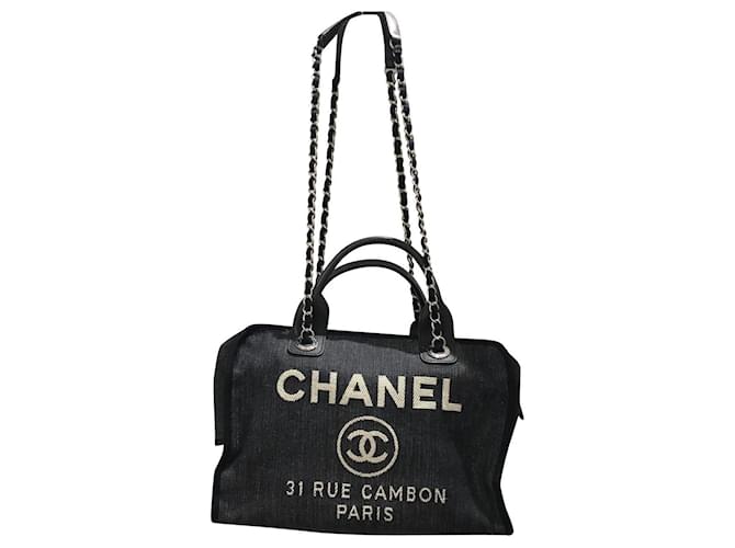 Chanel Handbags Blue Denim  ref.381434