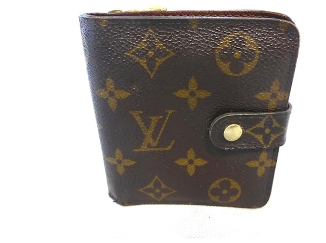Louis Vuitton COMPACT ZIP MONOGRAM Brown Leather  ref.381474