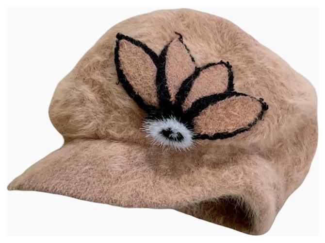 Autre Marque Hats Beige Fur  ref.382065