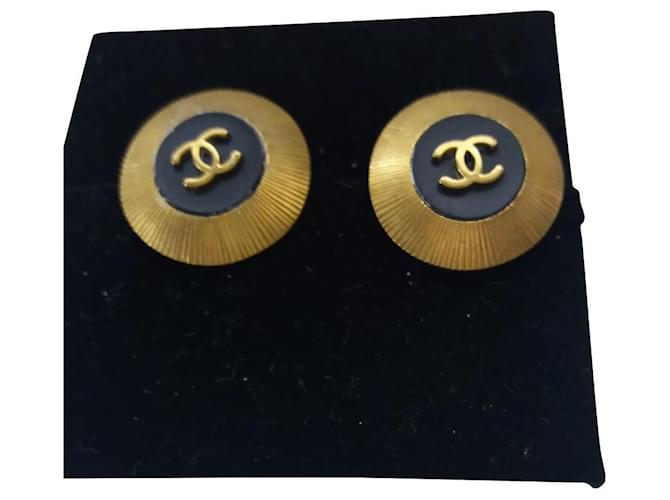 Boucles d'oreilles clip Chanel Métal Doré  ref.383189