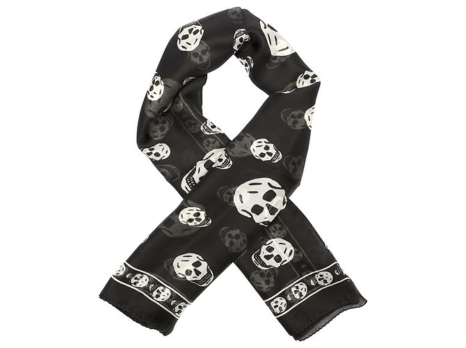 alexander mcqueen Skull silk scarf black white