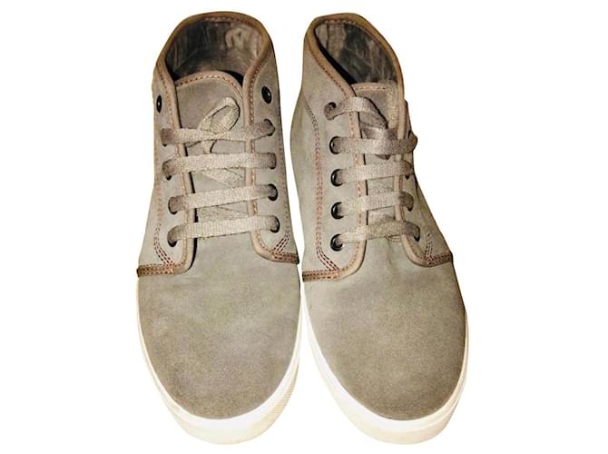 Fred Perry botas Gris Gamuza ref.384110 - Joli Closet