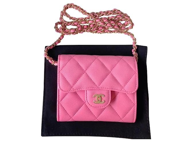 Wallet On Chain Portefeuille Chanel rose sur chaîne Cuir  ref.384737