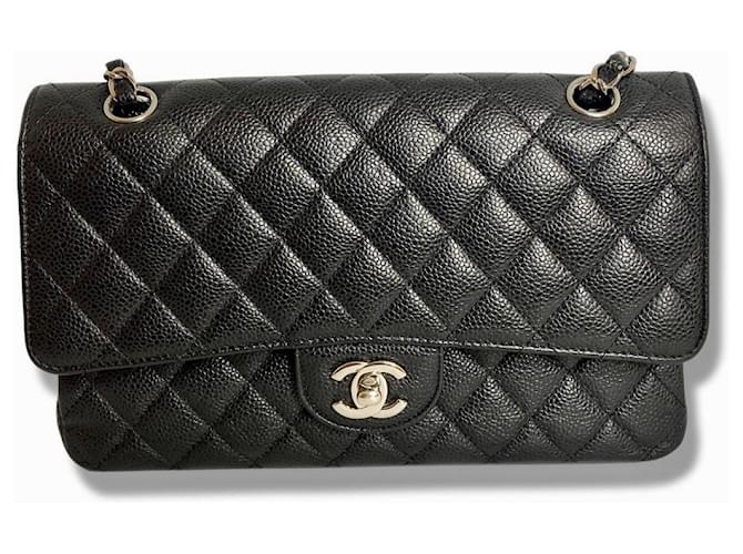 Chanel Medium Classic gefütterte Flap Bag aus Kaviarleder Schwarz  ref.385713