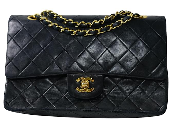 Chanel Timeless Black Leather  ref.386411