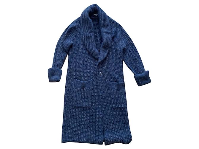 Chanel Long knitted coat Navy blue Wool  ref.386479