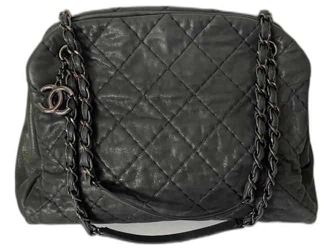 Mademoiselle Chanel Couro  ref.387491