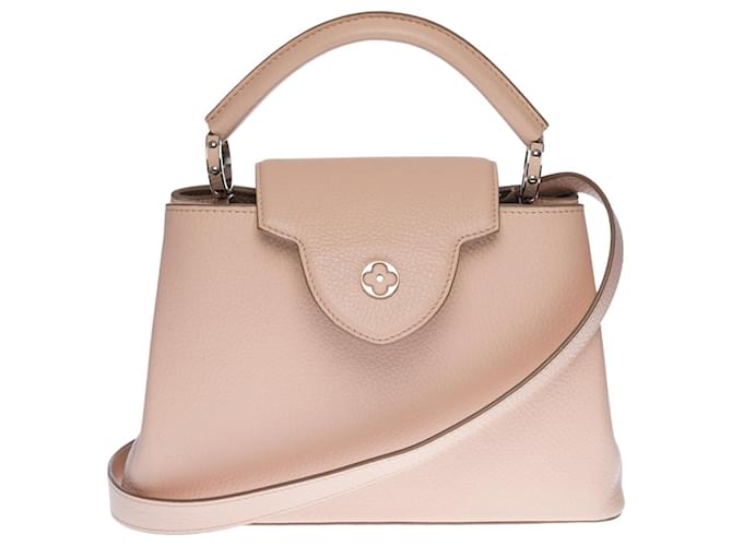 Splendida borsa a mano Louis Vuitton Capucines BB con tracolla in pelle Taurillon rosa, Garniture en métal argenté  ref.388354