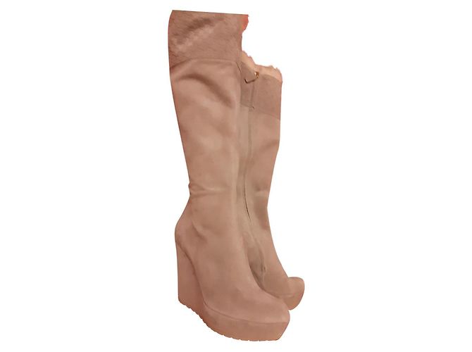 Botas Gucci de camurça taupe