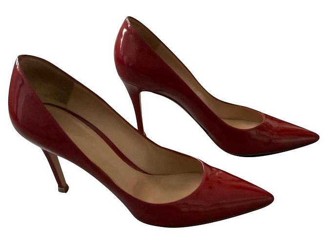 Gianvito Rossi schwarze Lackpumps Rot