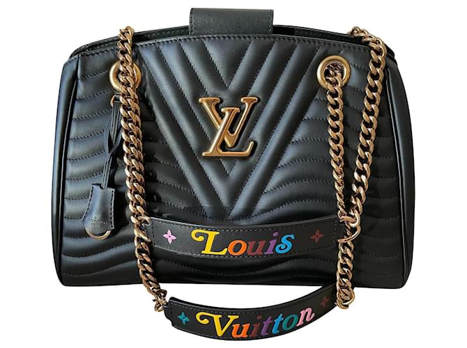 LOUIS VUITTON Wave Chain Leather Tote Shoulder Bag Black