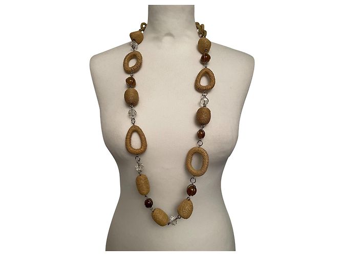 Max Mara Collares