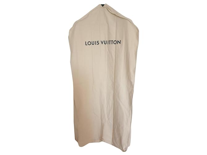 Sac à vêtements d'origine Louis Vuitton, y compris les cintres Beige  ref.389678