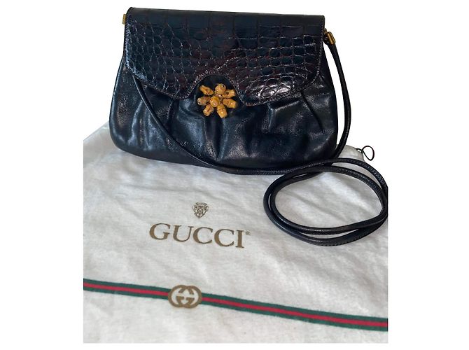 Sac à bandoulière Gucci en cuir crocodile marron foncé