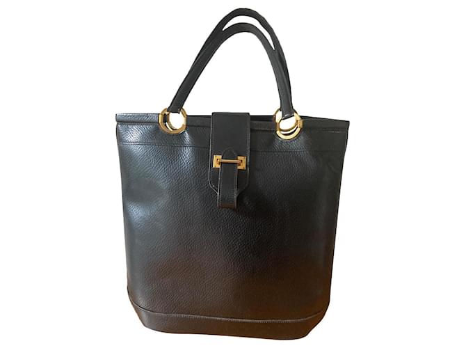 Hermès bag Berry model Black Leather  ref.390775
