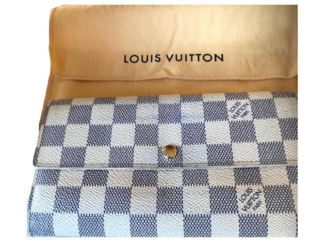 Louis Vuitton Sarah Wallet Beige Damier Azur