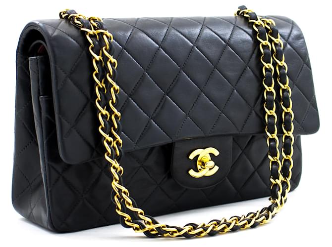 Chanel 2.55 solapa forrada 10Bolso de hombro con cadena de piel de cordero negro Cuero  ref.391504