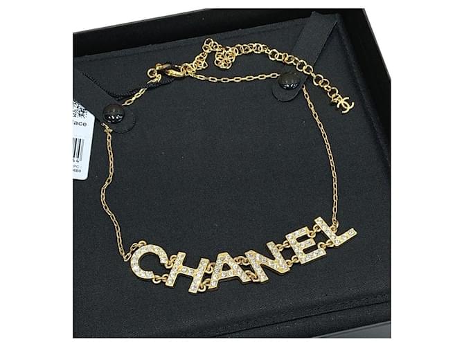 CHANEL Gold rhinestone necklace choker Gold hardware Metal  ref.391692