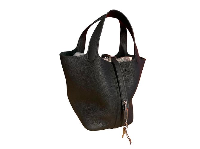 Hermès Picotin 18 Schwarz Taurillon Clemence Leder
