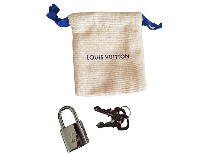 Louis Vuitton Vorhängeschloss Schmuck Silber Acryl Silber Hardware