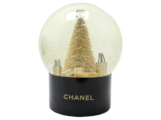 NEW CHANEL CHRISTMAS TREE SNOW BALL AND SHOPPING BAGS + SNOW BALL